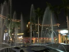 -三亚湾红树林度假酒店美食街
