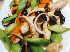 -滋味满屋美食坊(上海街店)