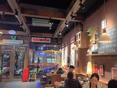 -巴卤社老火锅(财富店)