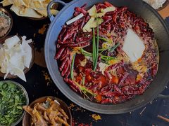 -黄潇洒老火锅(九眼桥宏济巷店)