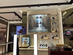 -BURBERRY(上海港汇恒隆广场店)