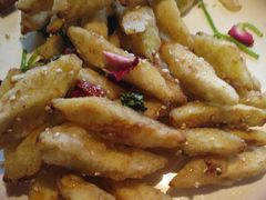 -八府香鸭·啫啫煲(华山路店)