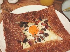 鸡蛋蘑菇熏肉荞麦可丽饼-RAC BAR(安福路店)