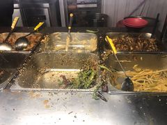 -咱家王新国把子肉(县东巷店)