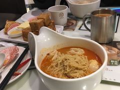 -新大咀港式茶餐厅(宝山万达店)