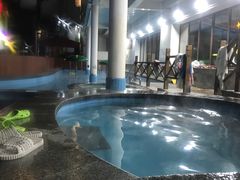 -嘉佑温泉水世界