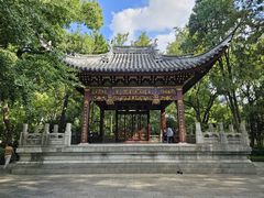 -汇龙潭