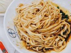 -李与白包子铺(桐梓林店)