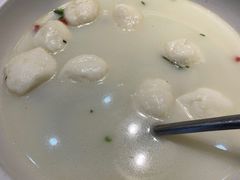 -魏铭鱼头捞饭(晋阳路店)