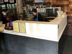 -万记麻辣烫国展总店