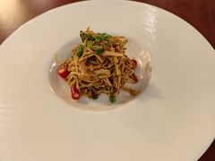 -粤尚腾香居中餐厅(首都机场希尔顿店)