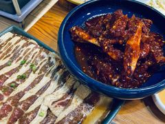 -草家酱蟹炭火烤肉店(珲春南路一店)