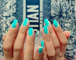 -由甲·美甲美睫工作室