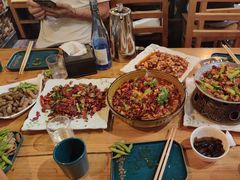 -小俩口烧烤东北菜(双井店)