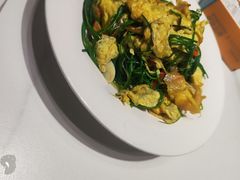 -小河公主秘制烤羊腿(小绿谷店)