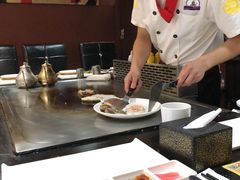 -利昂法式铁板主题餐厅(新奥购物中心店)