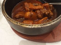 慢火焖牛尾-上海安亭别墅花园酒店