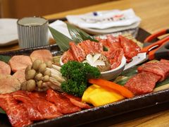 -炼火烤肉店
