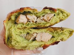 牛油果熏鸡肉包-LELECHA乐乐茶(上海五角场万达广场店)