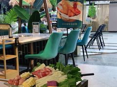 大堂-三个椰子·现砍椰子鸡(金源CBD店)