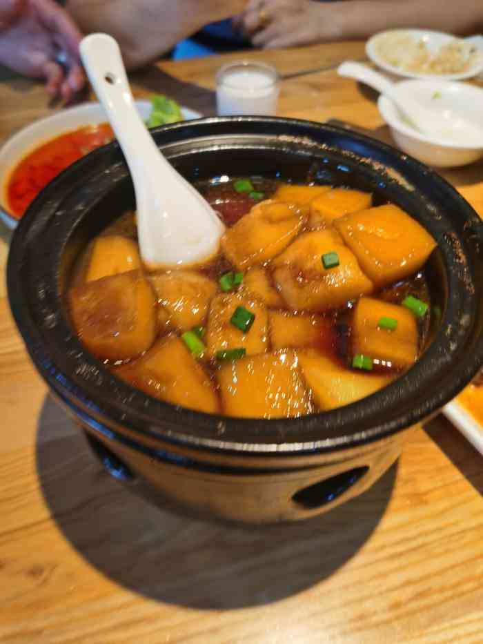 蒸不赖家常菜-"朋友强烈推荐的这一家店,味道超好吃,不.