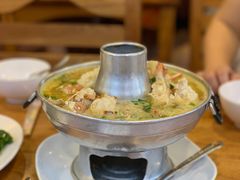 -两兄弟Song Pee Nong(2号店)