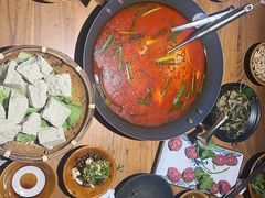 -贵厨酸汤牛肉(小十字店)