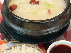 -益百岁牛尾汤(香山路店)