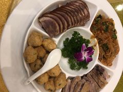 -汕头金海湾大酒店(万象城店)