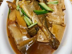 -小船渔村•大连菜•大连焖鱼(黄河路店)