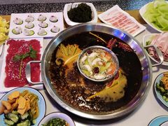 -百口川老火锅(西科大新区店)