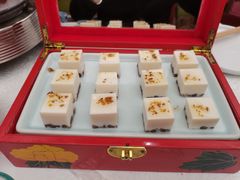 椰奶红豆糕-品海楼·大连海胆锅贴馆(东港店)