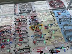 -潘多拉眼镜·蔡司依视路明月(潘家园店)