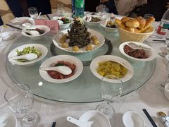 -山明水秀大饭店