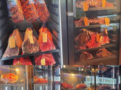 -MONICH牛排融合餐厅(和义大道购物中心店)