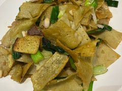 -黄泥岗·地道湖北菜(奥特莱斯店)