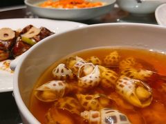 古越陈酿煮花螺-杭州西子湖四季酒店·金沙厅