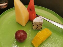 时令水果-彩丰楼中餐厅·早茶·点心·粤菜(海口华彩洲际酒店)