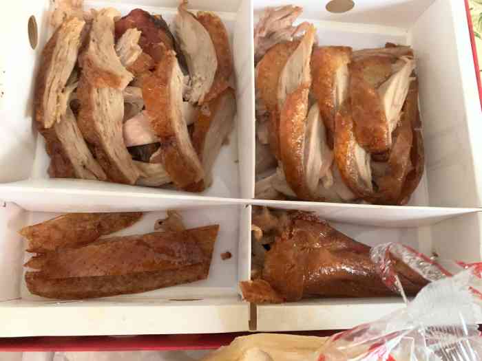 烤德上北京烤鸭(漕溪路店)-"这家外卖点了好几次,量很足,烤鸭味道不错