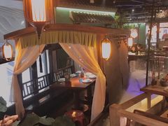 -佬麻雀·新湘菜(珠海金发购物中心店)