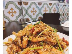 避风塘炒虾-乾坤饭店