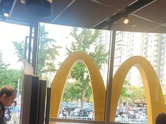 -麦当劳(北苑秋实路店)