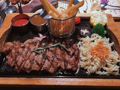 -麓椿花园西餐厅(海乐世界店)