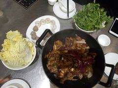 -胡须佬鸡煲四季火锅店(石厦西村直营店)