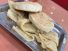 吊炉烧饼-教师之家赵家羊汤馆(东青龙街店)