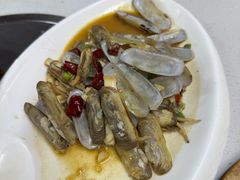 -老东镇啤酒屋海鲜加工·蒸汽海鲜·海鲜烧烤(台东店)