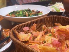 -老滇山寨•云南特色菜•地方菜•民族风情歌舞表演(金碧店)