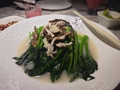 -东南里湖景餐厅·新闽菜(浦西万达店)