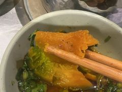 -瑞虹新天地月亮湾
