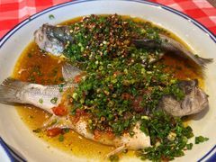 三椒蒸鲈鱼-荆九爷爆炒桥头三嫩(浙大店)